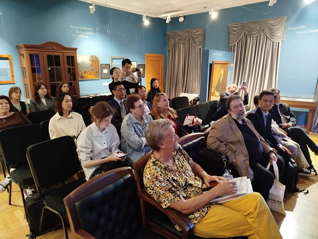 5 сентября в отделе «Дом-музей А.П. Чехова» состоялся круглый стол «Диалог между китайскими и российскими литераторами и драматургами в авторско-правовых аспектах»